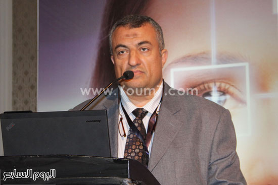 الدكتور أسامة النحراوى أثناء إلقاء كلمة بالمؤتمر.  -اليوم السابع -5 -2015